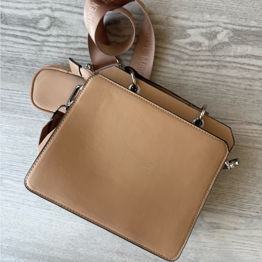 Steve Madden Beige Crossbody Bag with Pouch - Picture 9 of 9